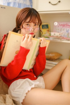 办公室女孩